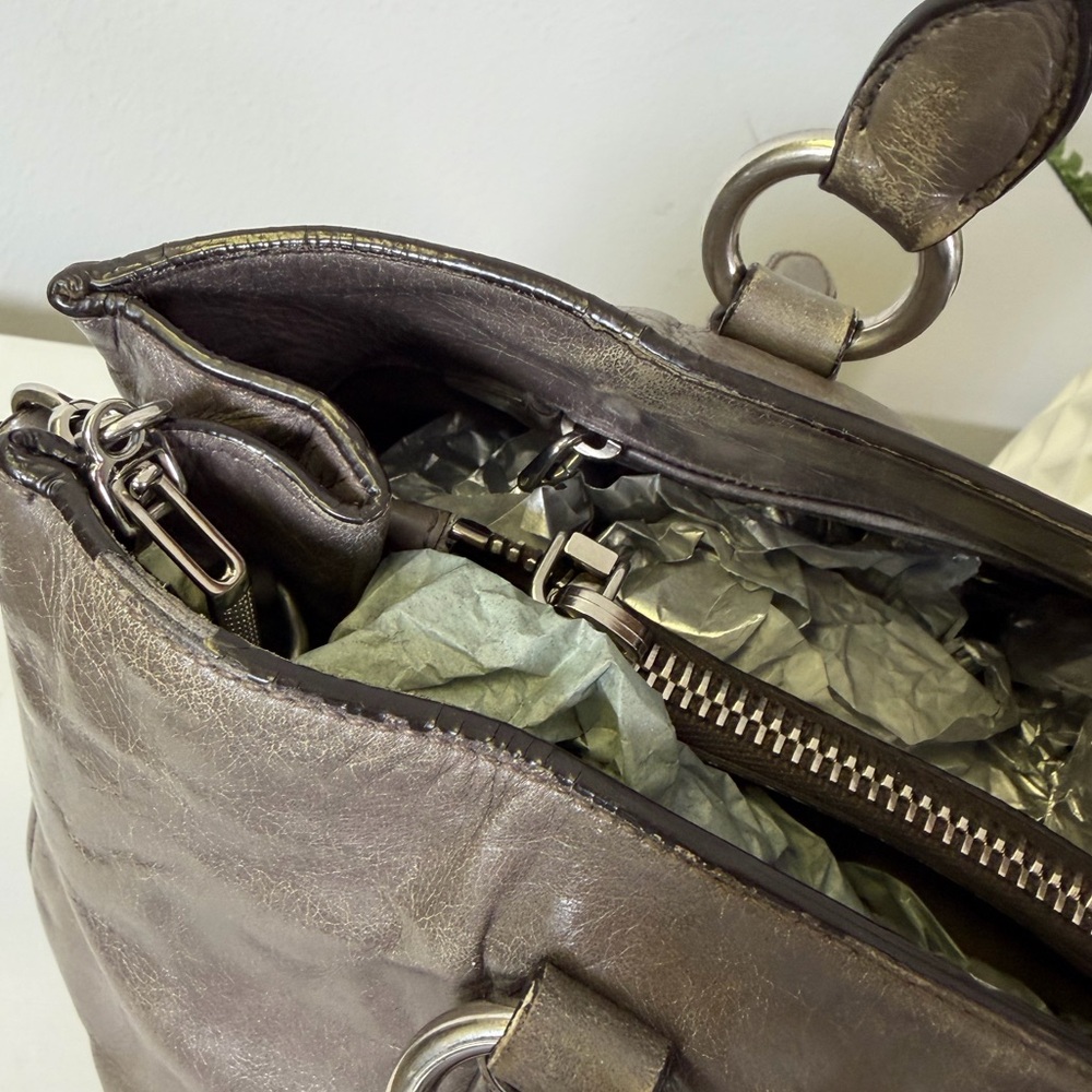 Vintage Miu Miu Vitello Shine In FUMO Gray Leather Shoulder Satchel - Picture 15 of 16